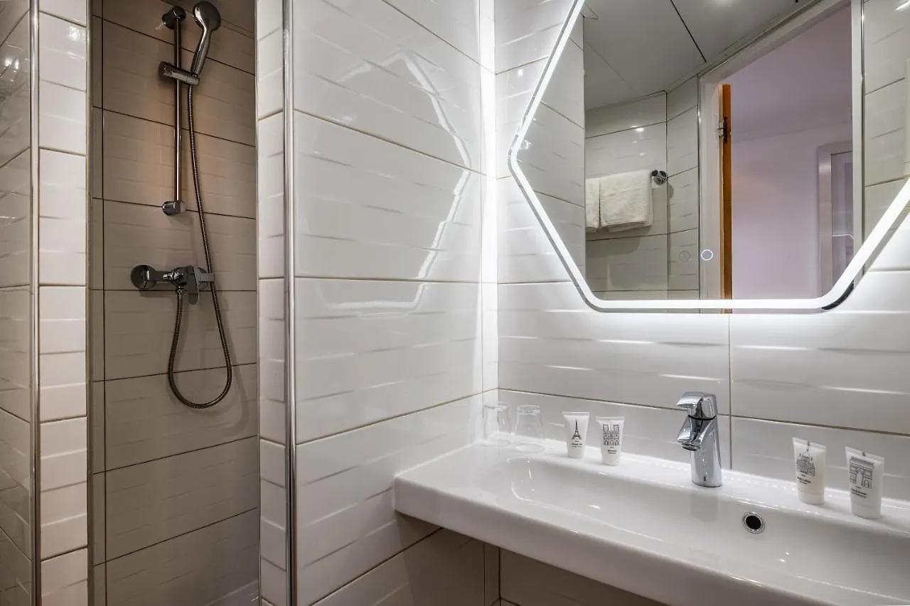 Marena 3* Paris